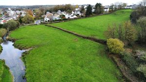 Photo 5- click for photo gallery